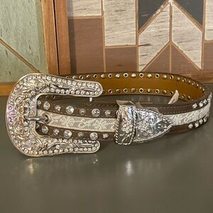 Angel Ranch Crystal Leather Belt w/ Lace Overlay Brown White Small NWT
